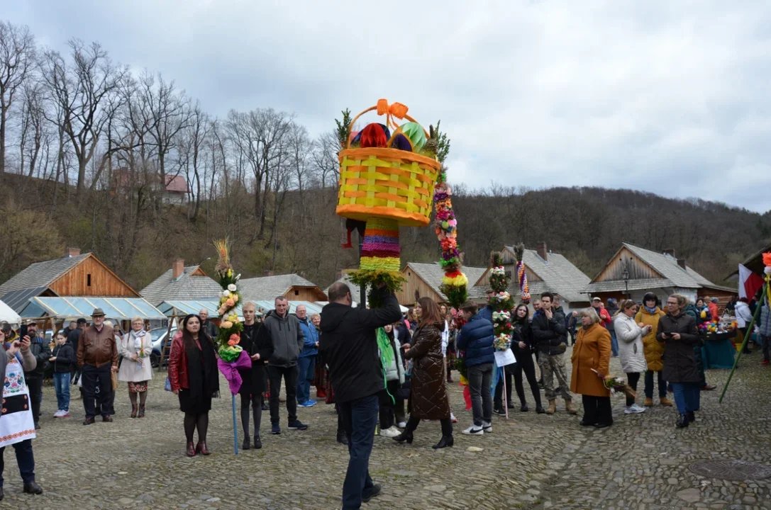 Weekend na Podkarpaciu. Od "Jeziora Aniołów" przez PKO Półmaraton Rzeszowski, aż po uroczystości religijne