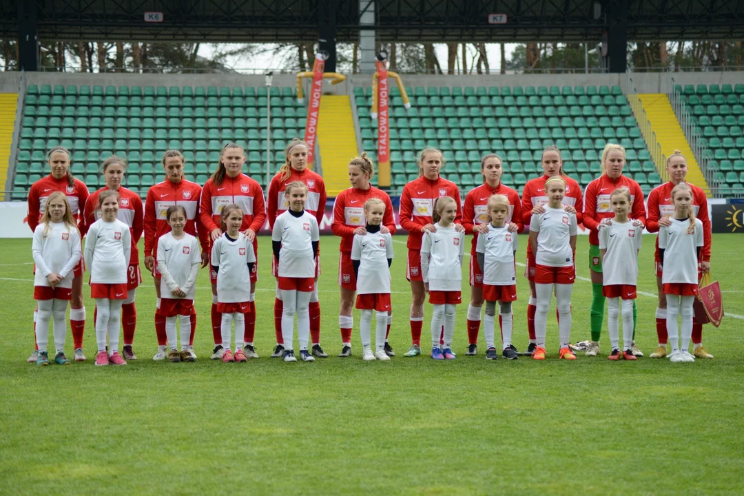 Eliminacje Euro U19 kobiet w Stalowej Woli. Mecz Polska - Serbia od kulis