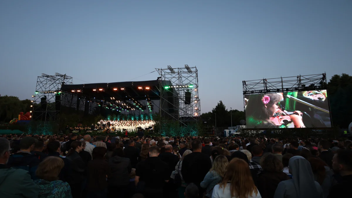 Widok na scenę