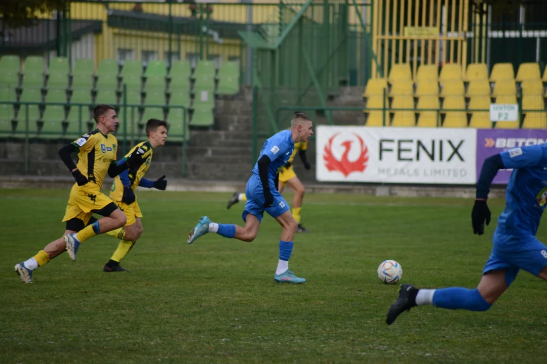 Centralna Liga Juniorów U-15: Siarka Tarnobrzeg - Hutnik Kraków 2:4