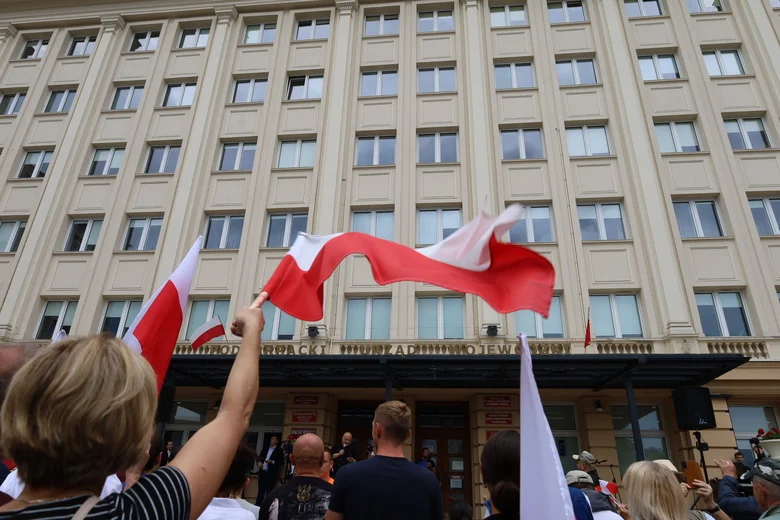 Powiewające flagi