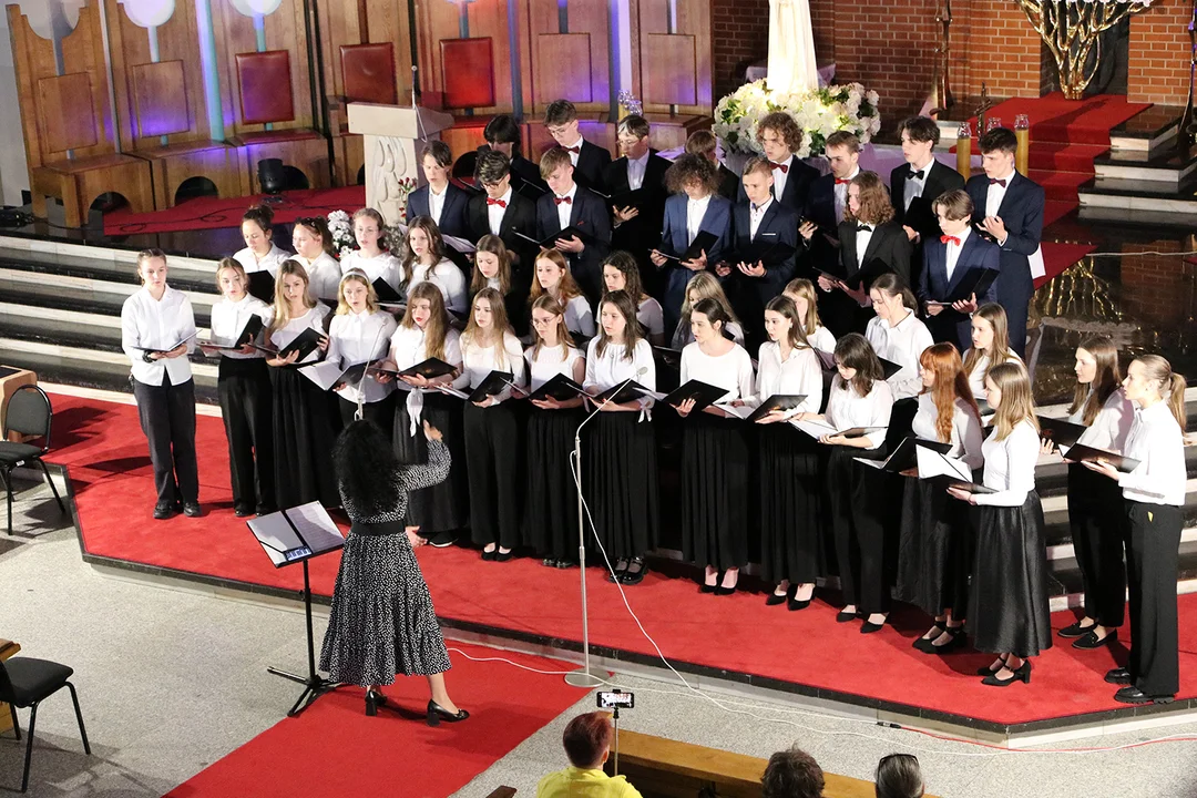 Koncert Pieśni Maryjnych w Mielcu