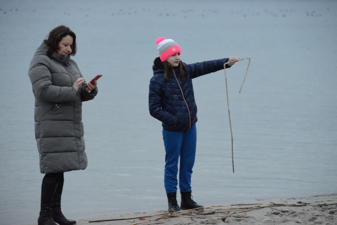 "Jezioro Aniołów" w lutym. Zobaczcie zdjęcia z plaży Jeziora Tarnobrzeskiego