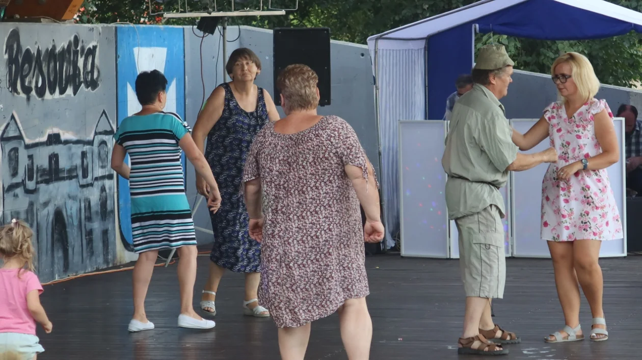 Potańcówka miejska na osiedlu Krakowska-Południe w Rzeszowie