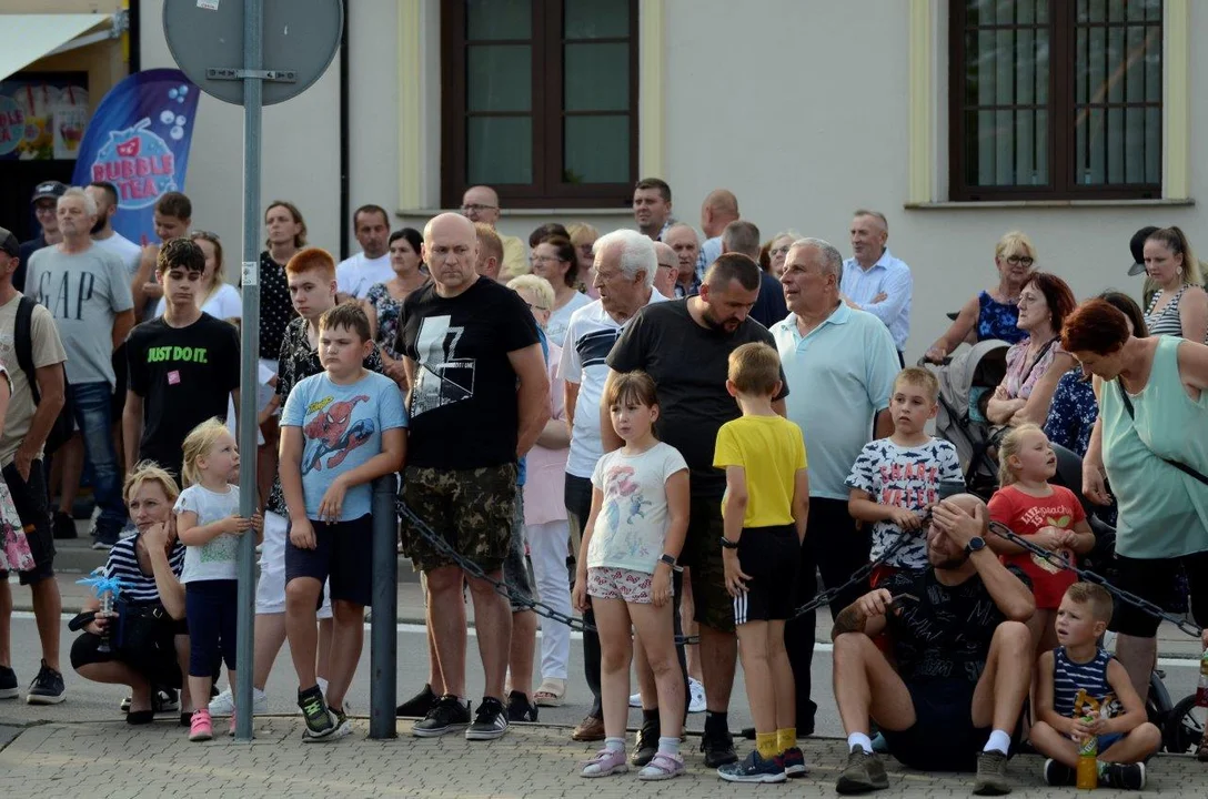 Na festynie w Kolbuszowej zjawiły się tłumy ludzi.