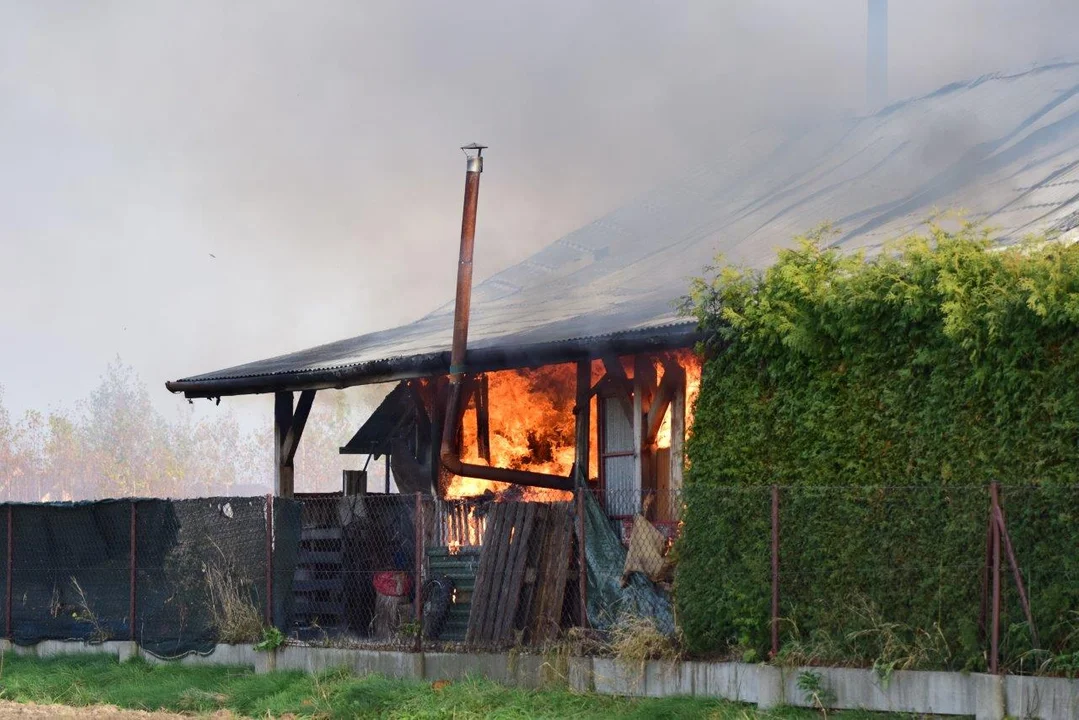 Pożar garażu w Cmolasie - 07.11.2024 r.