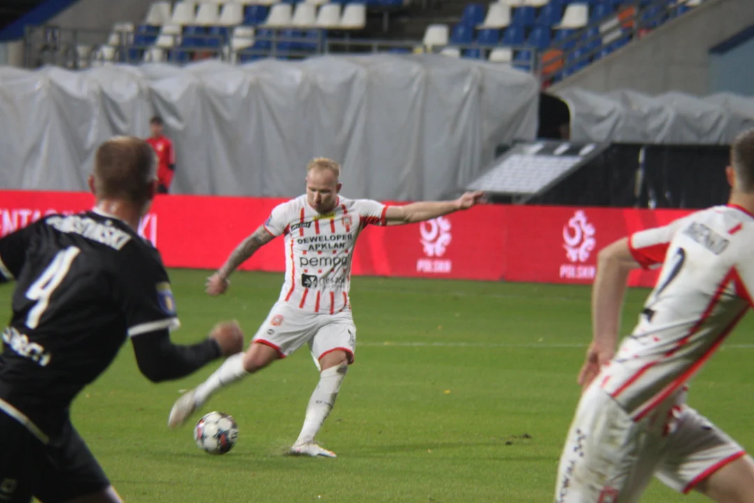 RESOVIA POKONAŁA CRACOVIĘ! Grad goli w Pucharze Polski