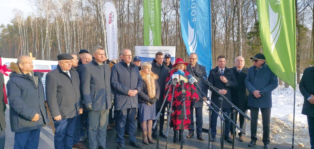 Uroczyste poświęcenie i oddanie do użytku nowego odcinka drogi wojewódzkiej nr 984