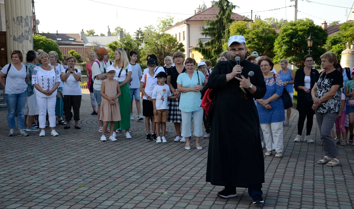 Piesza pielgrzymka z Kolbuszowej do Cmolasu