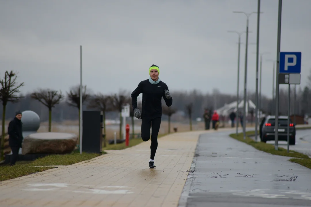 XI Bieg Zimowy wokół Jeziora Tarnobrzeskiego oraz Yeti Run Zimowy Bieg w Szortach