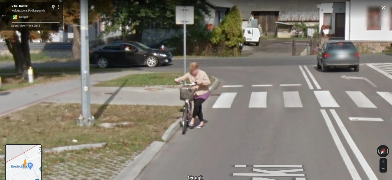 Google Street View - kto został przyłapany przez auto z aparatem