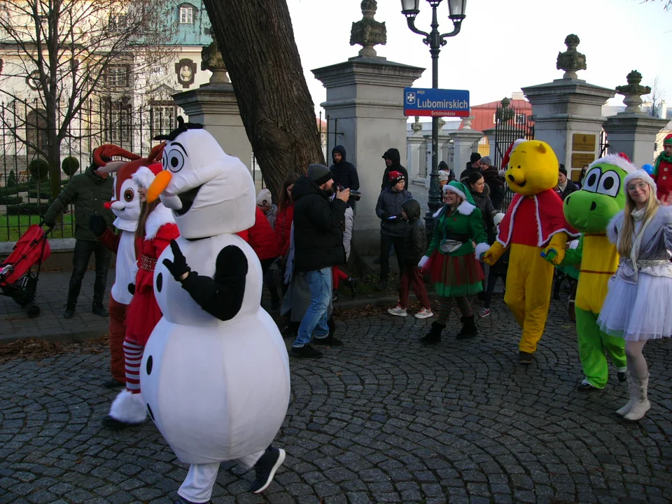 Świąteczne miasteczko w Rzeszowie jest już otwarte