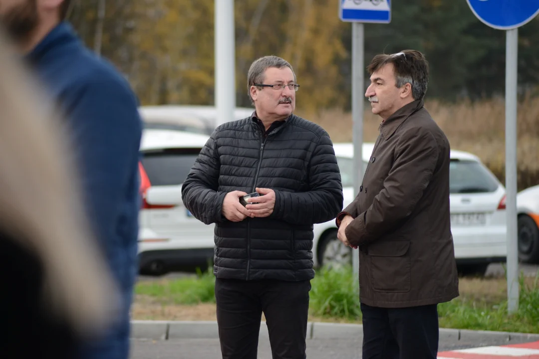 Uroczyste otwarcie obwodnicy Tarnobrzega - pierwsze pojazdy na tej drodze