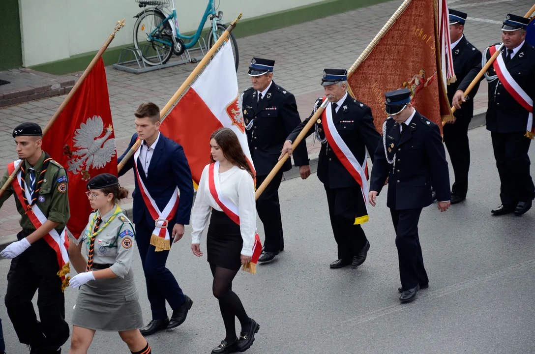 Wrześniowe obchody - przemarsz ulicami miasta