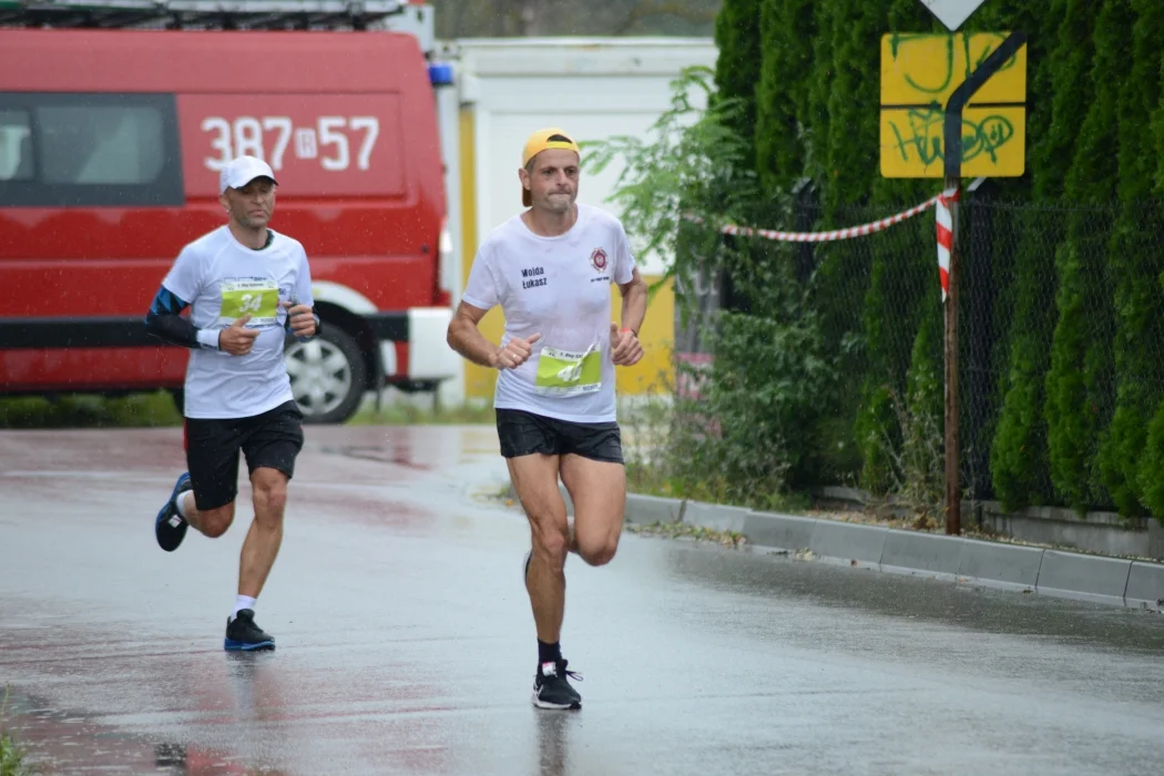 5. Bieg Szklarski Chmielów - Sandomierz - zdjęcia z biegu na dystansie 25 kilometrów