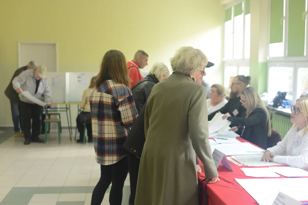 Wybory 2023: Tak głosuje Tarnobrzeg