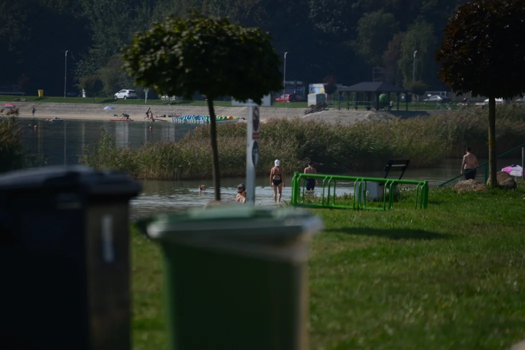 Upalna i leniwa środa nad Jeziorem Tarnobrzeskim