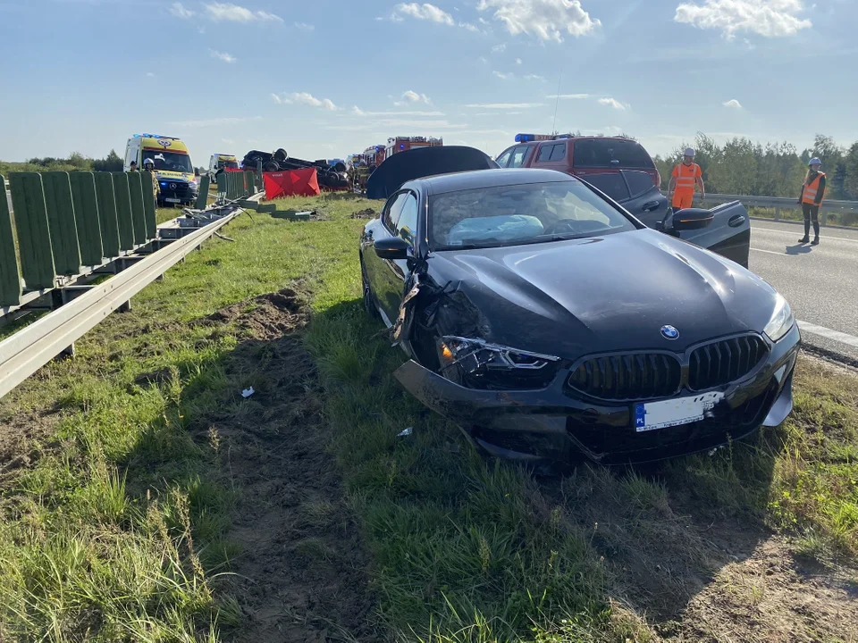 Dwie osoby nie żyją! Piętnaście rannych - wypadek na A4 koło Rzeszowa