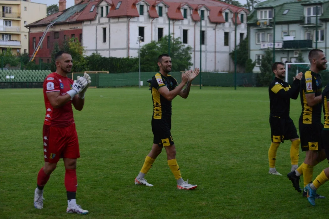 Trzecia liga, grupa 4: Siarka Tarnobrzeg - Sokół Sieniawa 2:0