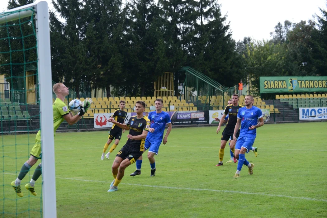 Trzecia liga, grupa 4: Siarka Tarnobrzeg - Sokół Sieniawa 2:0
