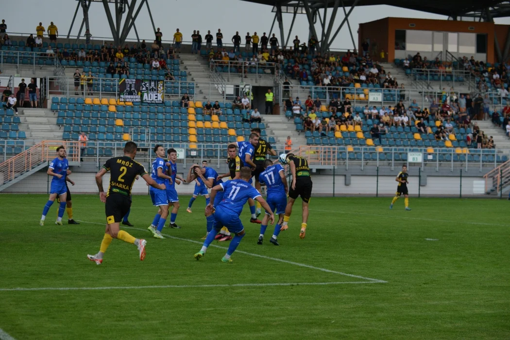 Trzecia liga, grupa 4: Siarka Tarnobrzeg - Sokół Sieniawa 2:0