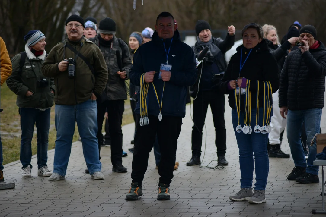 XI Bieg Zimowy wokół Jeziora Tarnobrzeskiego oraz Yeti Run Zimowy Bieg w Szortach