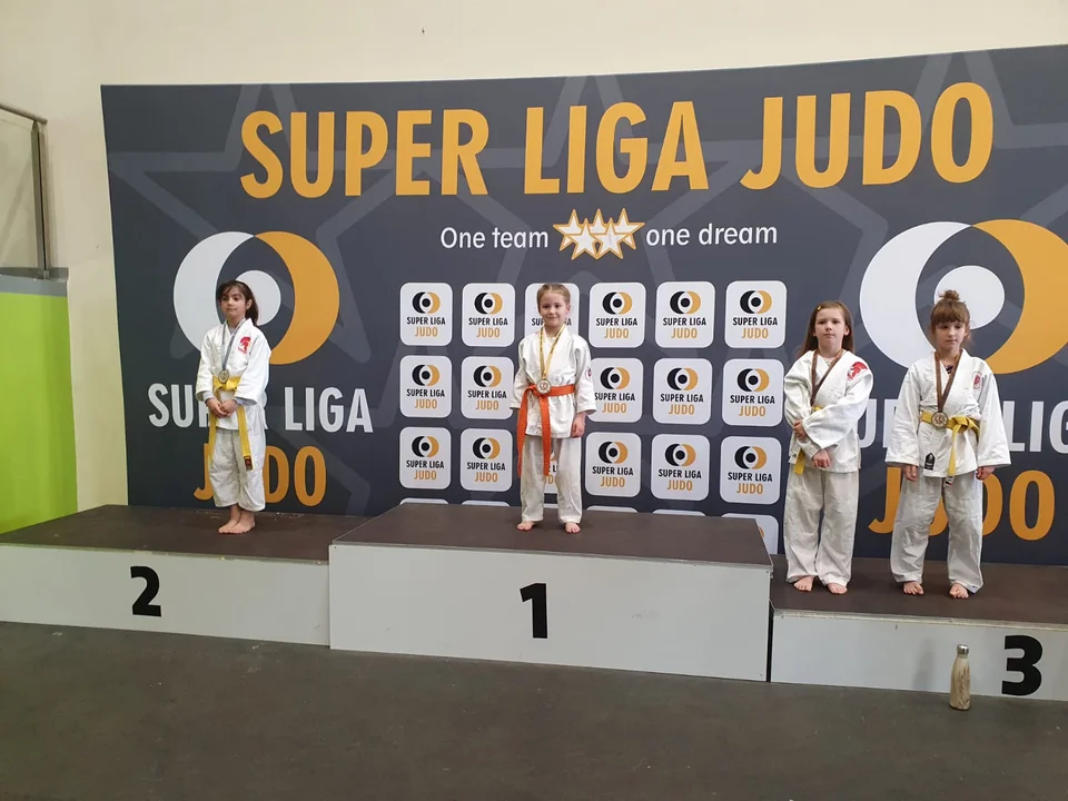 Młode Pantery z medalami z Super Ligi Judo