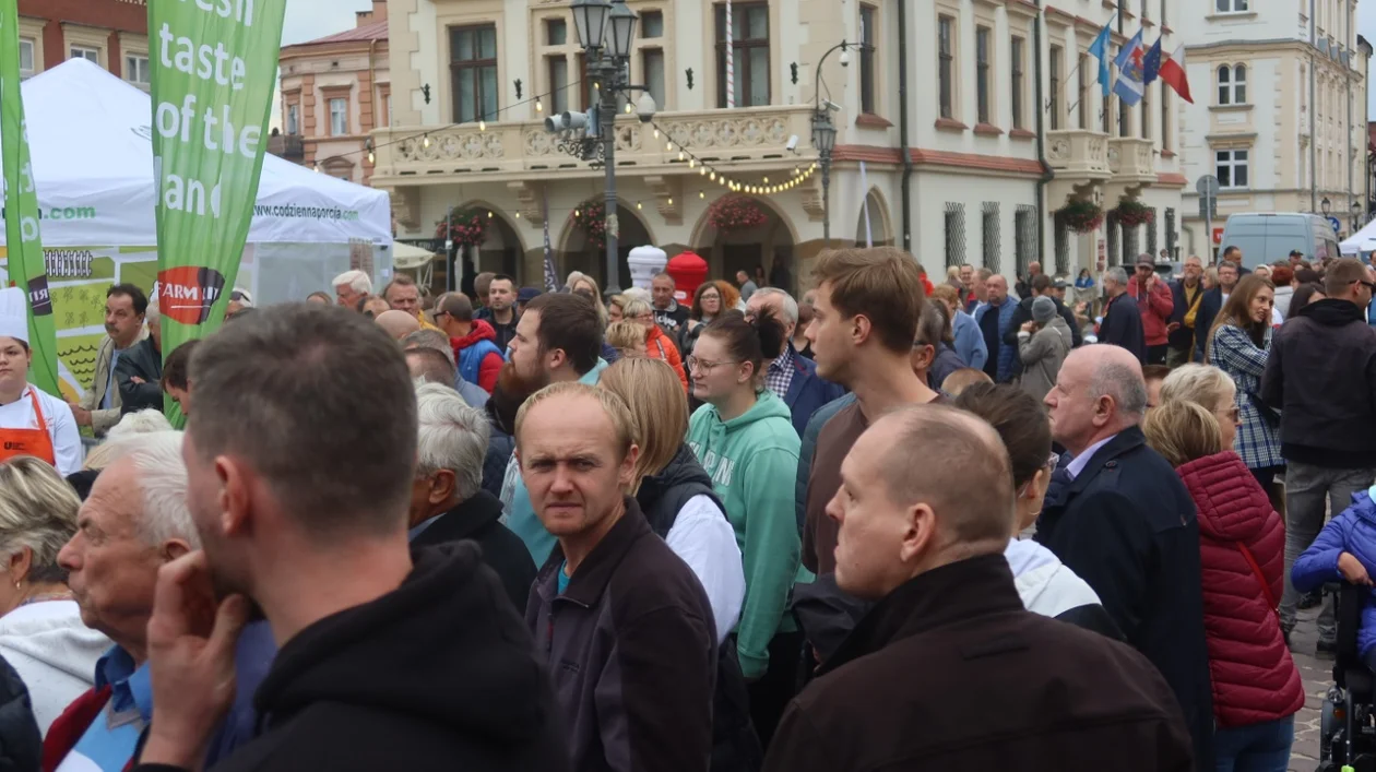 Drugi dzień festiwalu "Karpaty na Widelcu". Robert Makłowicz docenił Rzeszów [ZDJĘCIA, WIDEO]