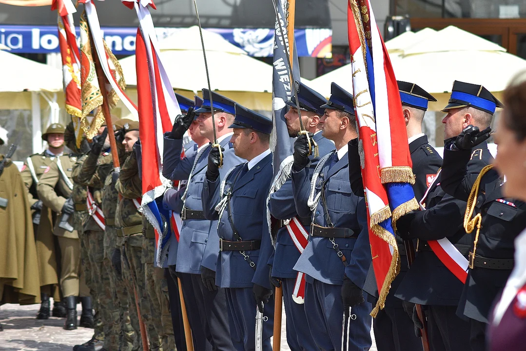 Obchody Dnia Flagi Rzeczypospolitej Polskiej na Rynku w Rzeszowie