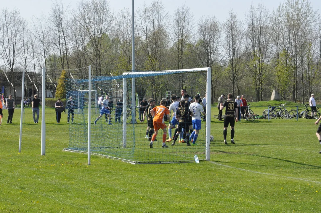 Mielecka klasa A: Atut Podborze - Janovia Janowiec 3:1