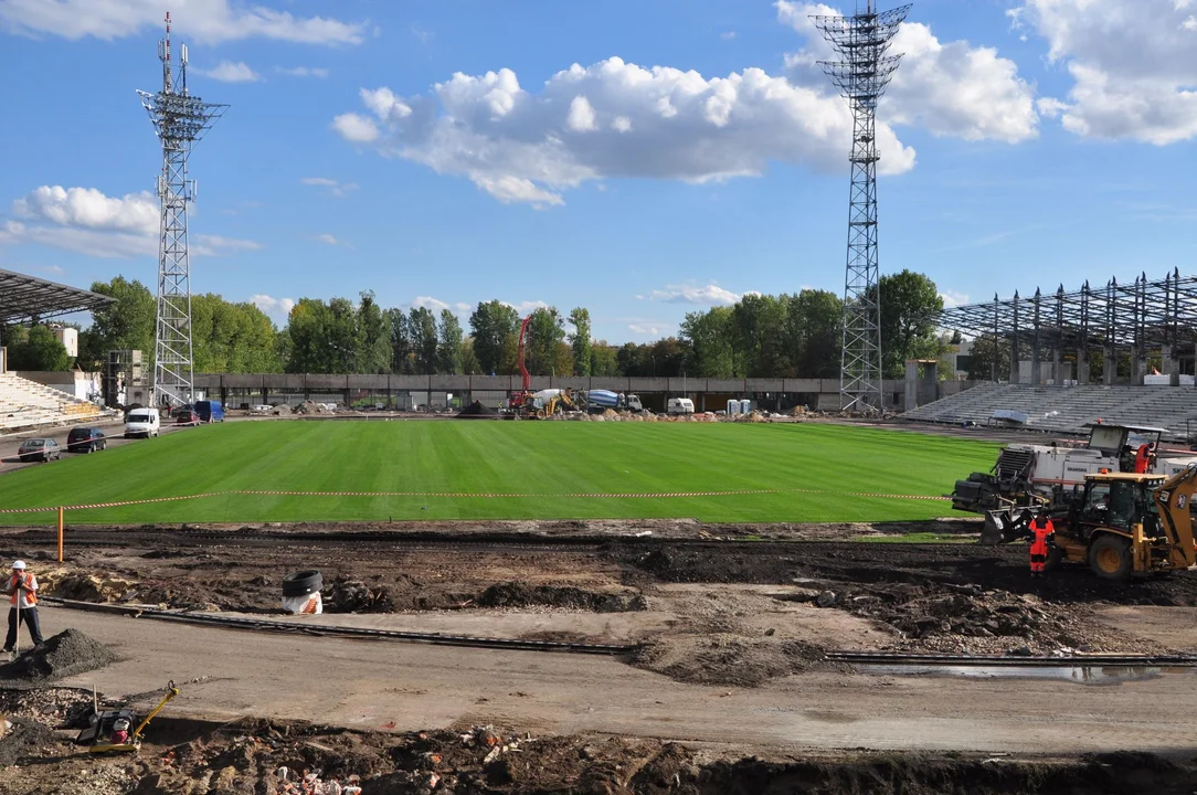 Rozbiórka starego i budowa nowego Stadionu Miejskiego w Mielcu