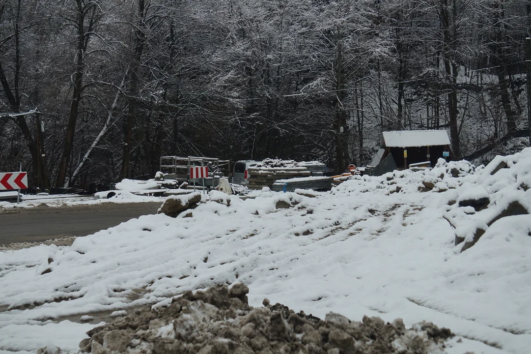 Przebudowa drogi na odcinku Solina-Myczków