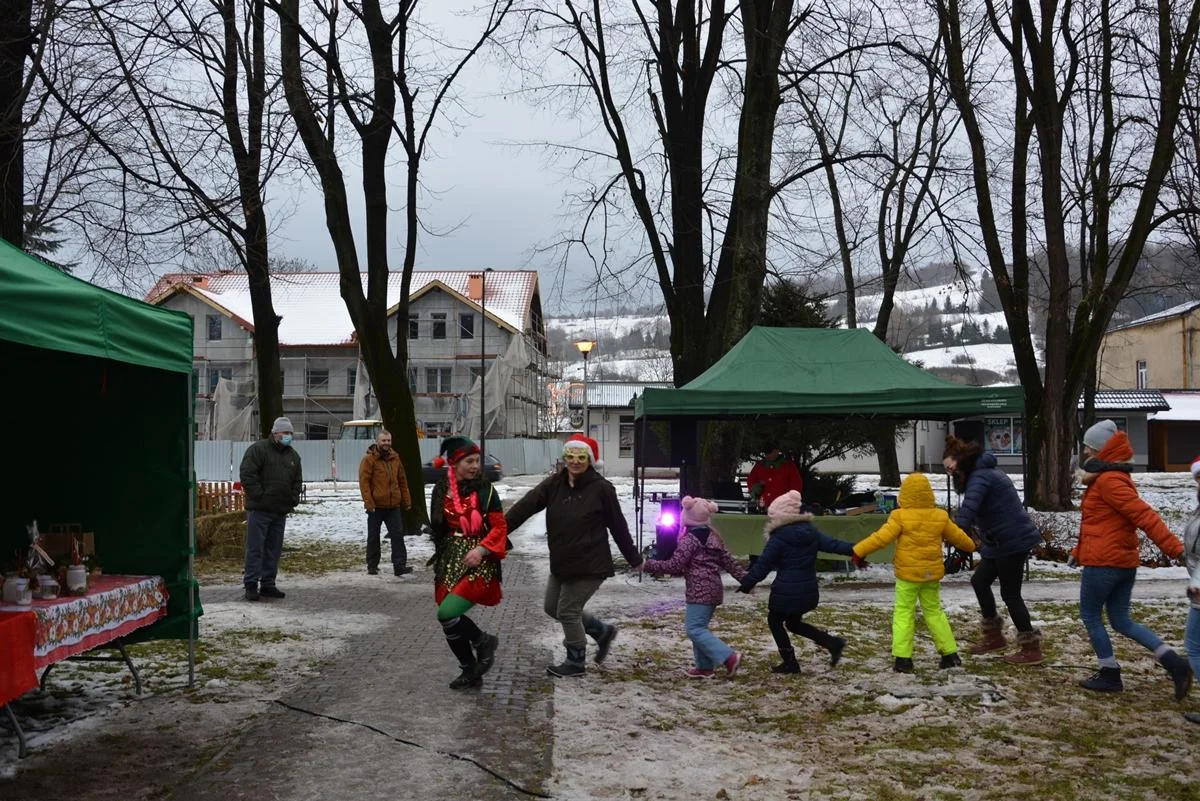 Jarmark świąteczny w Baligrodzie w 2021 roku