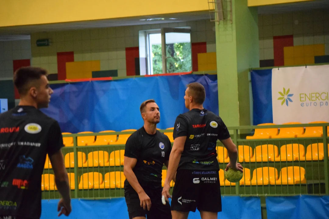 Handball Stal Mielec na treningu