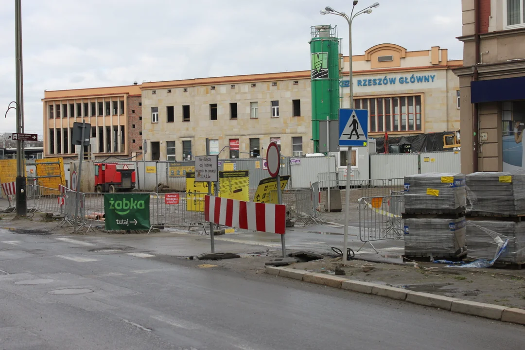 Powstaje Rzeszowskie Centrum Komunikacyjne - największa aktualnie trwająca inwestycja