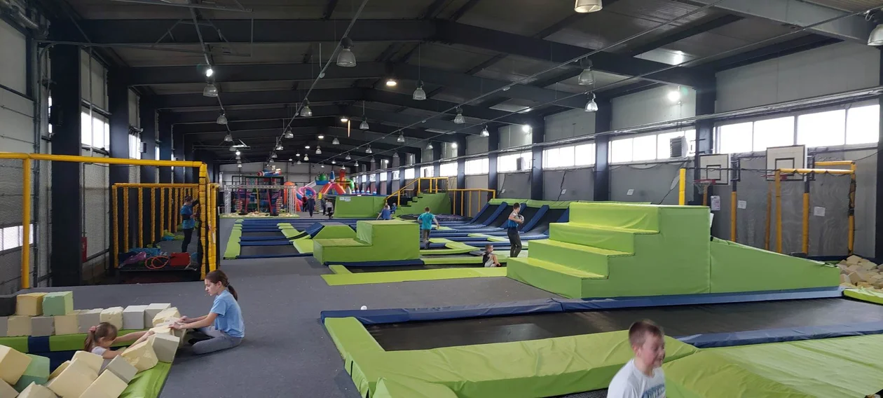 Jump Planet otworzyło się już ponad rok temu. Zobacz, jak teraz funkcjonuje park trampolin [ZDJĘCIA, VIDEO] - Zdjęcie główne