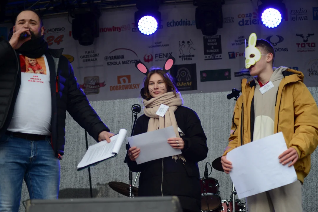 Rekord Polski dla Bartoszka Jędrasika chorego na SMA. W Tarnobrzegu zgromadziło się ponad 500 osób przebranych za króliki