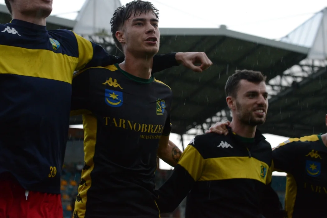 Trzecia liga, grupa 4: Siarka Tarnobrzeg - Sokół Sieniawa 2:0