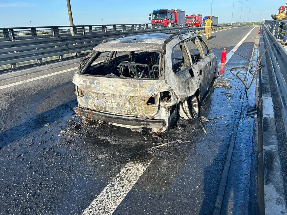 Pożar samochodu na autostradzie A4
