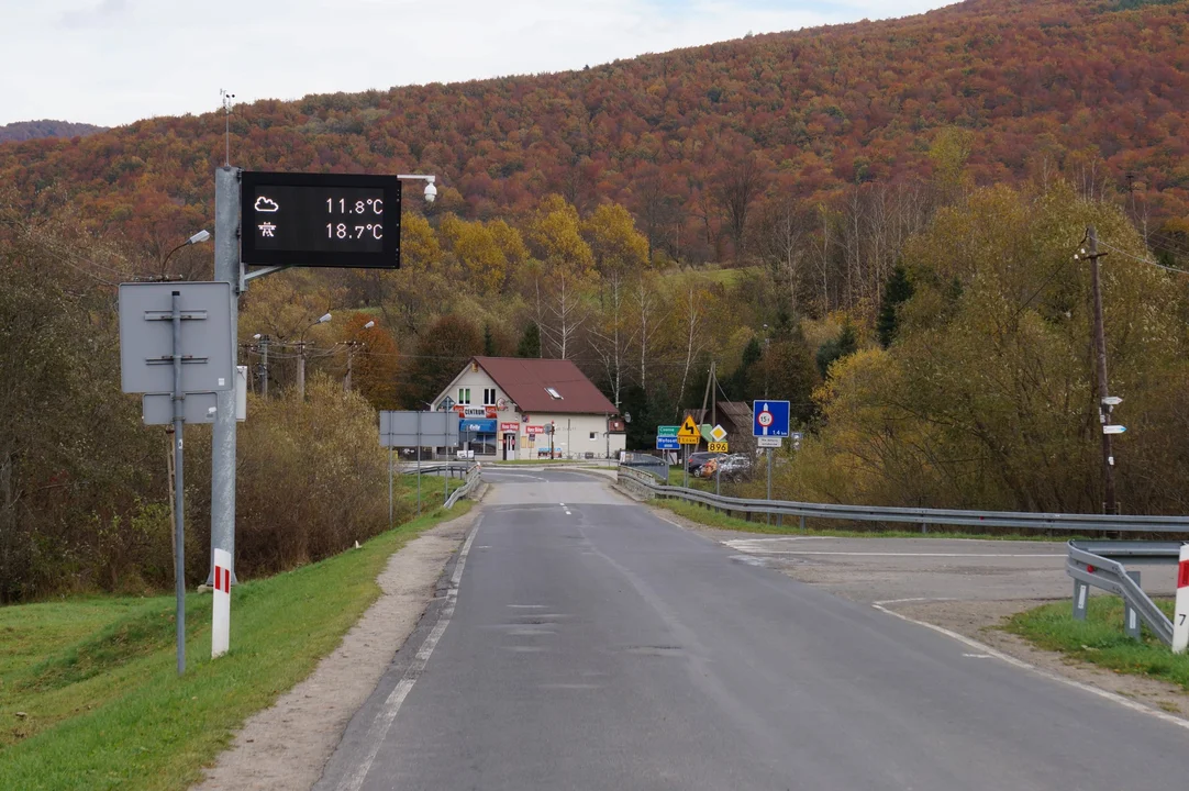 Ustrzyki Górne cieszą się w sezonie ogromną popularnością. Teraz turystów jest już znacznie mniej [ZDJĘCIA, WIDEO] - Zdjęcie główne