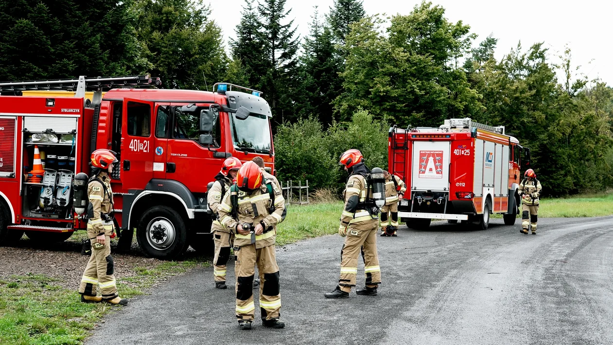 Strażacy z Ustrzyk Dolnych uczcili pamięć bohaterów 11 września