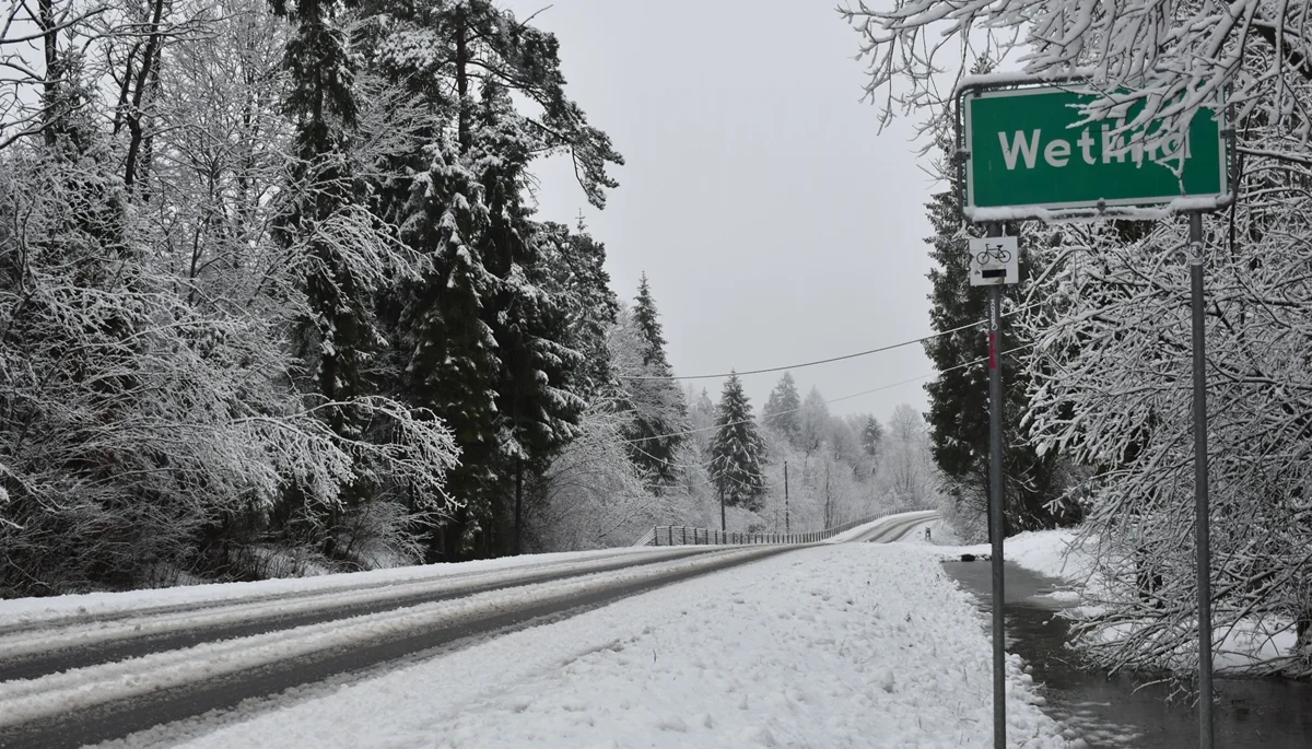 W Bieszczadach ponownie zrobiło się biało. Zobaczcie zdjęcia ze Smereka, Wetliny i Przełęczy Wyżnej [ZDJĘCIA] - Zdjęcie główne