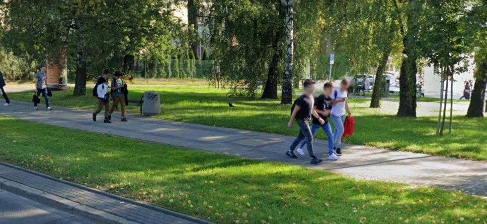 Przyłapani mieszkańcy Rzeszowa na Google Street View [ZDJĘCIA]