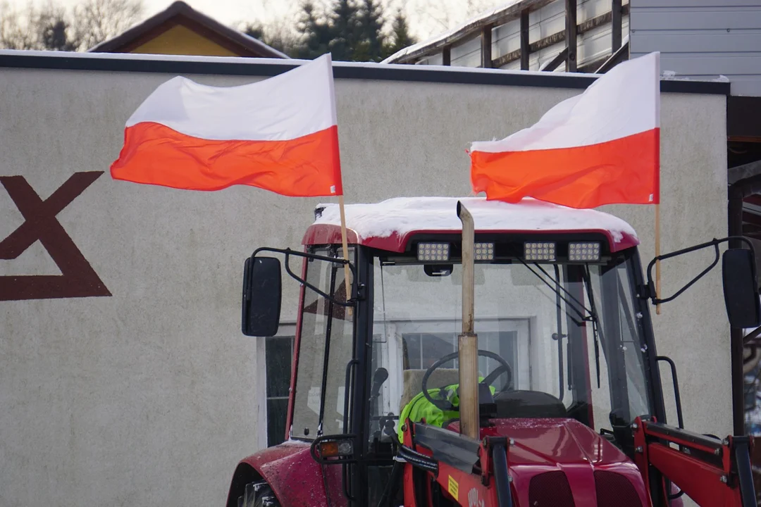 Rolnicy wyjechali na drogi w całym kraju, również w Lesku