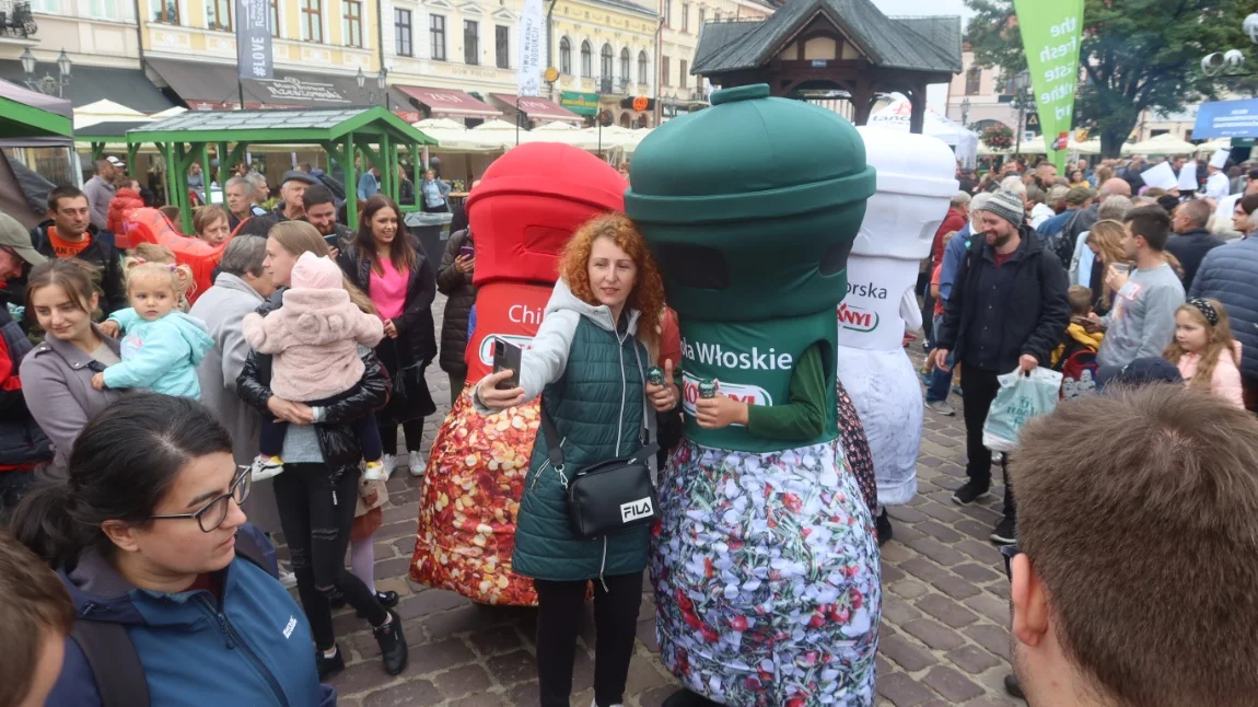 Drugi dzień festiwalu "Karpaty na Widelcu". Robert Makłowicz docenił Rzeszów [ZDJĘCIA, WIDEO]