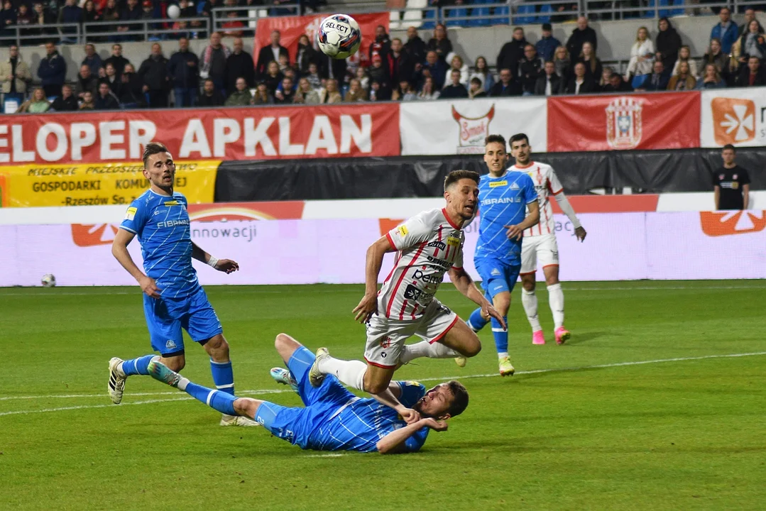 Mecz derbowy. Fortuna 1. Liga: Resovia Rzeszów - Stal Rzeszów