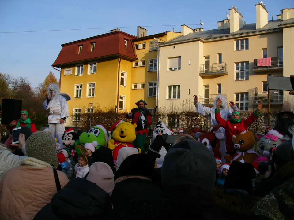 Świąteczne miasteczko w Rzeszowie jest już otwarte