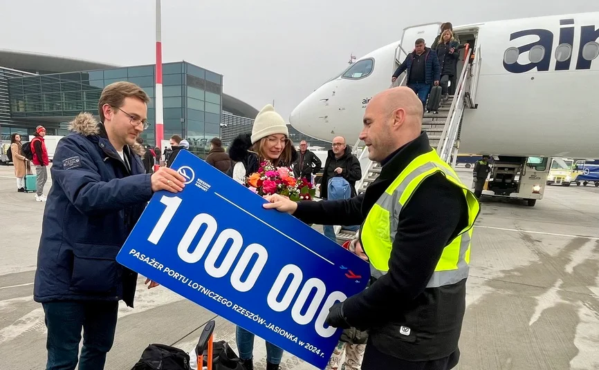 Port lotniczy Rzeszów-Jasionka odprawił milionowego pasażera