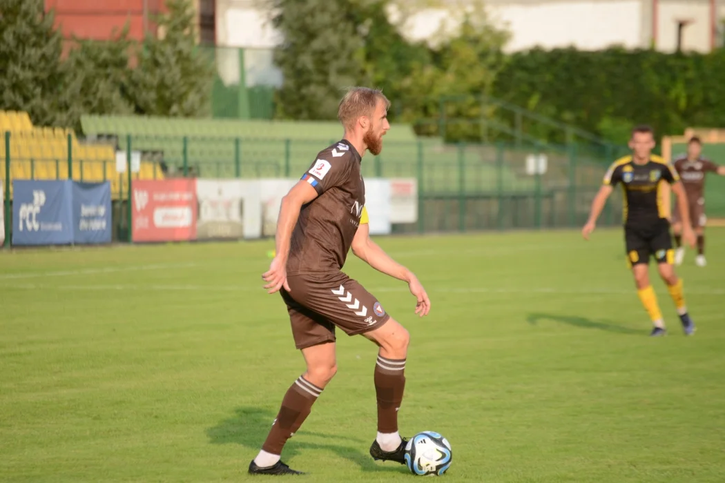 Trzecia liga, grupa 4: Siarka Tarnobrzeg - Garbarnia Kraków 0:0