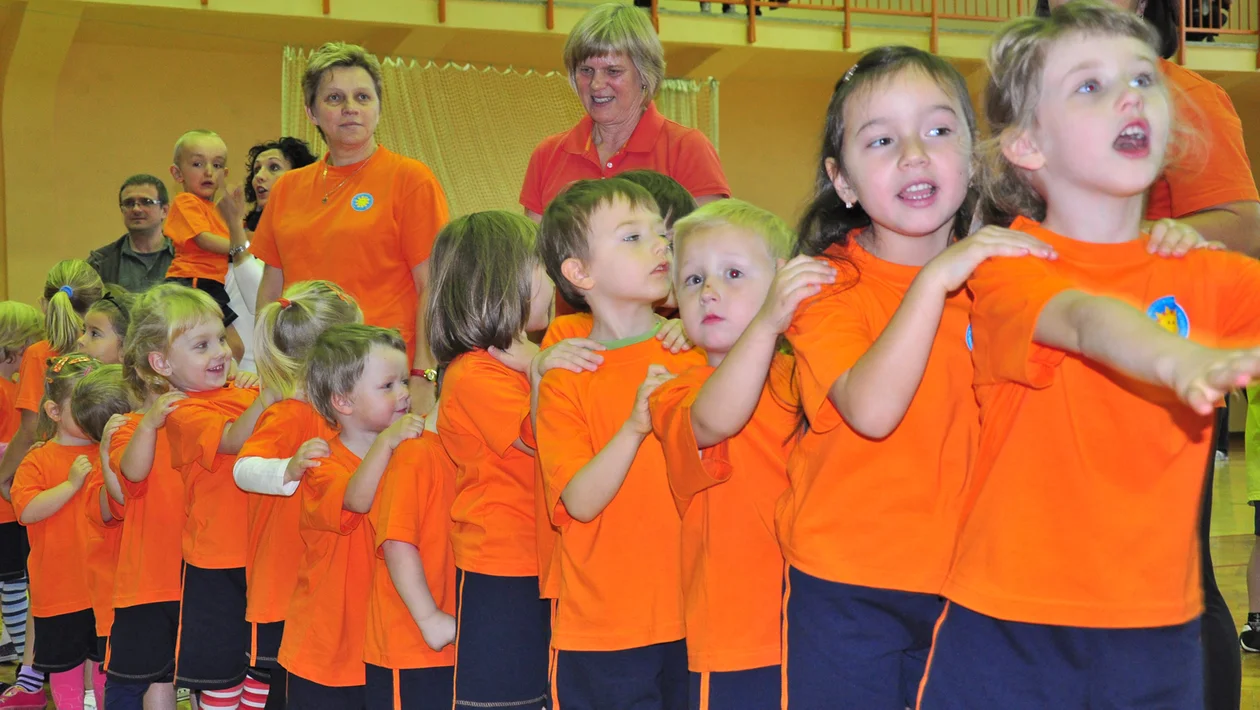 Olimpiada przedszkolaków w kolbuszowskim liceum. Zobacz zdjęcia z 2012 roku [ZDJĘCIA] - Zdjęcie główne